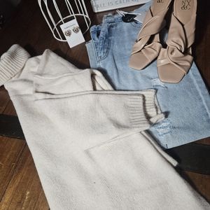 #15 Beautiful sweater.